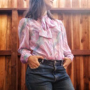 VINTAGE La Chine Classic Galinda Wang Pussybow Secretary Blouse Pastel